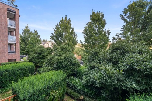 214-1621 Hamilton Avenue, North Vancouver, BC - Outdoor