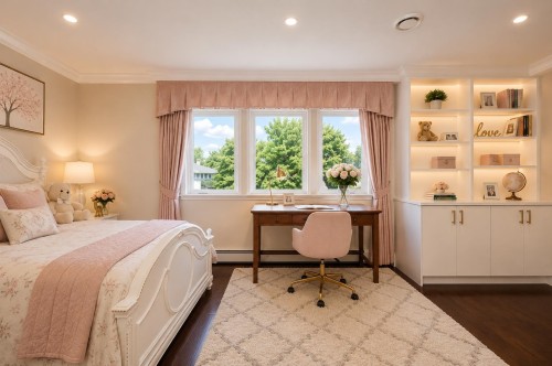 8231 Sunnywood Drive, Richmond, BC - Indoor Photo Showing Bedroom