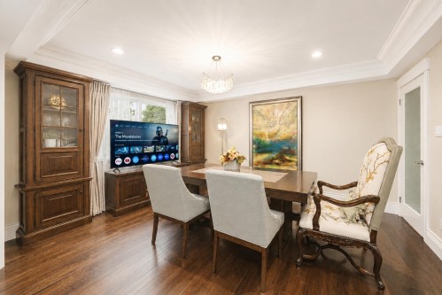 8231 Sunnywood Drive, Richmond, BC - Indoor Photo Showing Dining Room