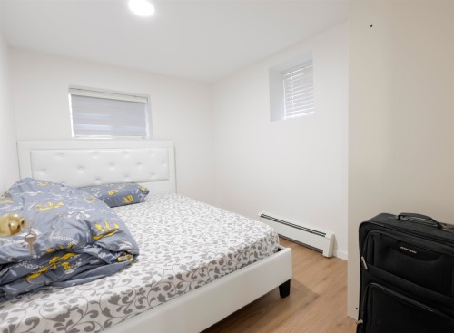 3874 13Th Avenue W, Vancouver, BC - Indoor Photo Showing Bedroom
