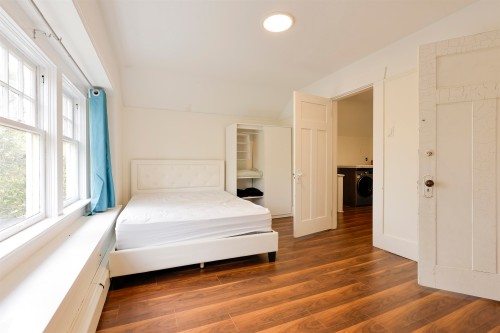 3874 13Th Avenue W, Vancouver, BC - Indoor Photo Showing Bedroom