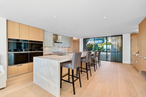 2356 Bellevue Avenue, West Vancouver, BC - Indoor