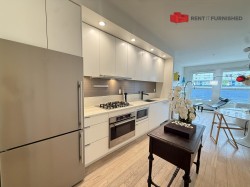 626 Alexander Street Vancouver, BC V6A 1C9