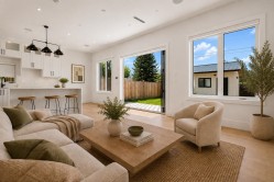 2-4463 Walden Street  Vancouver, BC V5V 3S4