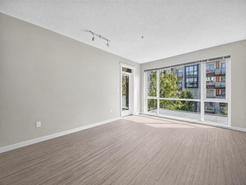 204-2651 Library Lane, North Vancouver, BC - Indoor Photo Showing Other Room