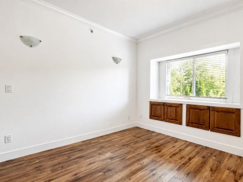 2388 5Th Avenue E, Vancouver, BC - Indoor Photo Showing Other Room
