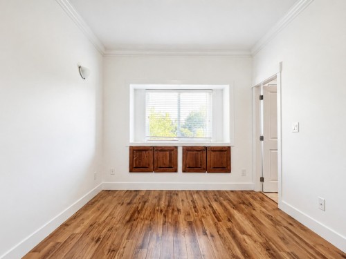 2388 5Th Avenue E, Vancouver, BC - Indoor Photo Showing Other Room