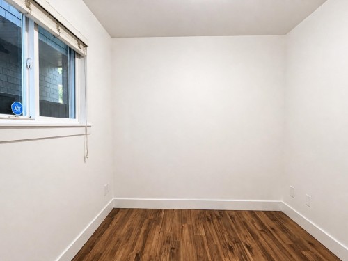 2388 5Th Avenue E, Vancouver, BC - Indoor Photo Showing Other Room