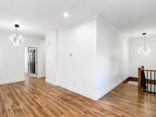 2388 5Th Avenue E, Vancouver, BC - Indoor Photo Showing Other Room