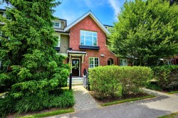 5483 Dunbar Street  Vancouver, BC V6N 1W4