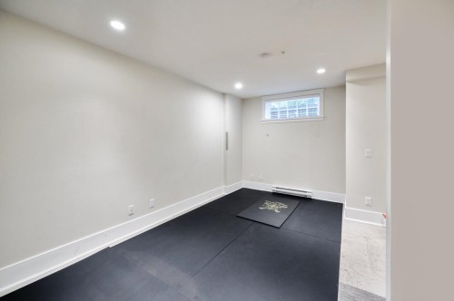 5483 Dunbar Street, Vancouver, BC - Indoor Photo Showing Other Room