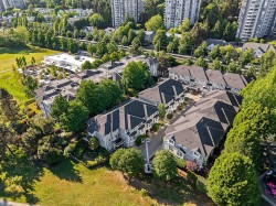 213-3038 Kent Avenue South E Vancouver, BC V5S 4V8
