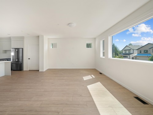 11020 250A Avenue, Maple Ridge, BC - Indoor