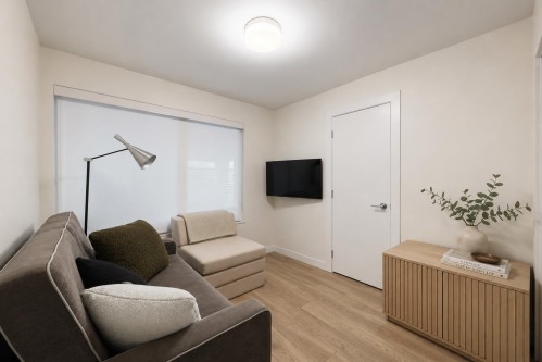 49-3597 Malsum Drive, North Vancouver, BC - Indoor