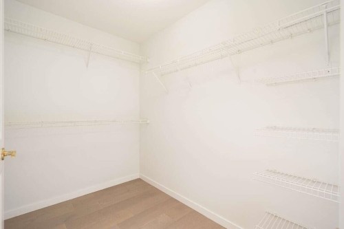 1371 Po Avenue, Port Coquitlam, BC - Indoor With Storage