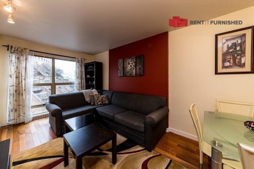 819 Hamilton Street , Vancouver, BC V6B 6M2 5
