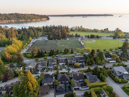 1075 Esplanade Avenue, West Vancouver, BC - Outdoor With Body Of Water With View