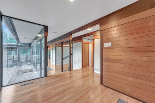 4290 Salish Drive, Vancouver, BC - Indoor Photo Showing Other Room