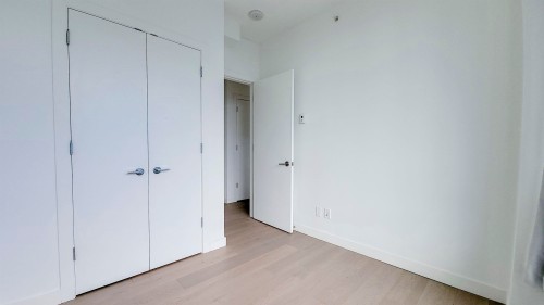 1507-9060 University Crescent, Burnaby, BC - Indoor Photo Showing Other Room