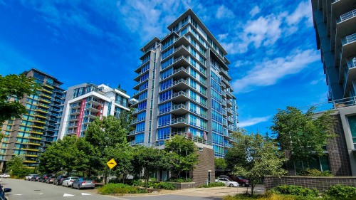 1507-9060 University Crescent, Burnaby, BC - Outdoor With Facade