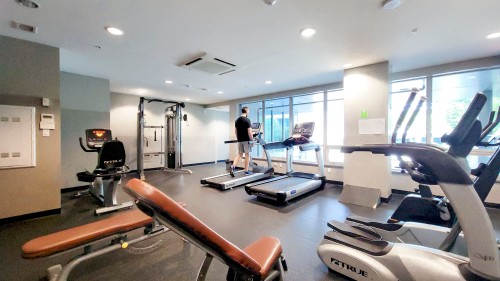 1507-9060 University Crescent, Burnaby, BC - Indoor Photo Showing Gym Room