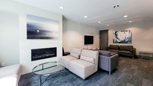 1507-9060 University Crescent, Burnaby, BC - Indoor Photo Showing Living Room With Fireplace