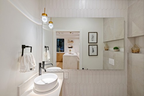 588 10Th Avenue E, Vancouver, BC 