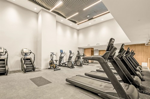 2-6200 Minoru Boulevard, Richmond, BC - Indoor Photo Showing Gym Room