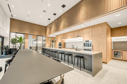 2-6200 Minoru Boulevard, Richmond, BC - Indoor Photo Showing Other Room