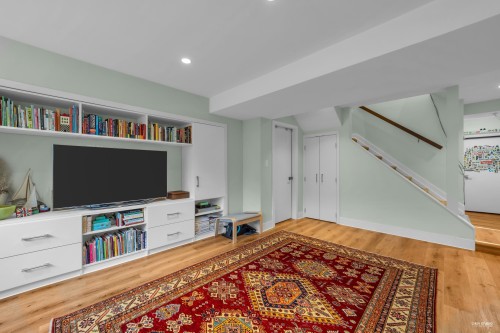 1220 Braeside Street, West Vancouver, BC - Indoor Photo Showing Other Room