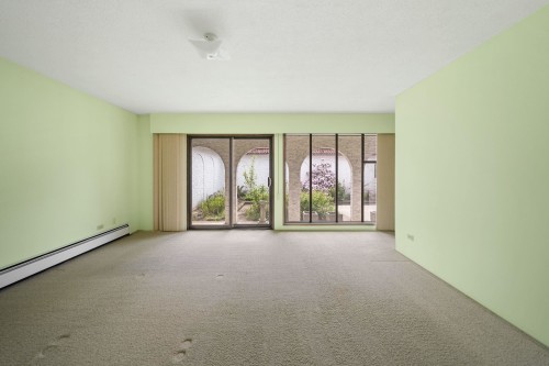 380 Metta Street, Port Moody, BC - Indoor Photo Showing Other Room