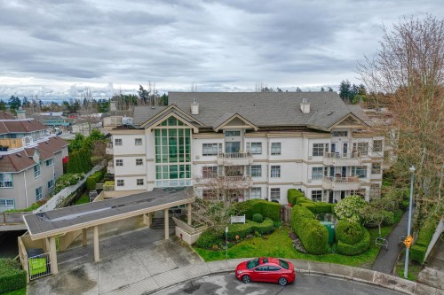 103-1118 55 Street, Delta, BC - Outdoor With Facade