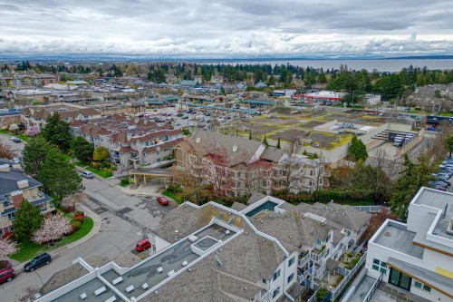 103-1118 55 Street, Delta, BC - Outdoor With View