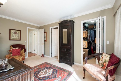 4594 Teviot Place, North Vancouver, BC - Indoor