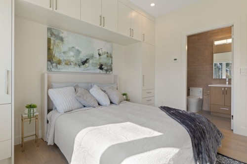 2138 Venables Street, Vancouver, BC - Indoor Photo Showing Bedroom