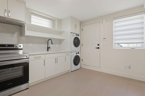2138 Venables Street, Vancouver, BC - Indoor Photo Showing Other Room