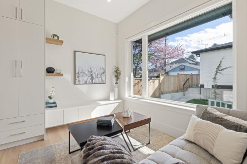2138 Venables Street, Vancouver, BC - Indoor