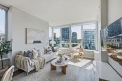707-118 Carrie Cates Court  North Vancouver, BC V7M 0G6