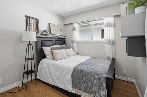 3464 Vincent Street, Port Coquitlam, BC - Indoor Photo Showing Bedroom