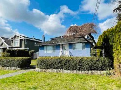 7041 Willingdon Avenue Burnaby, BC V5J 3R4