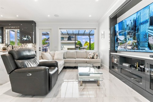 5577 Inverness Street, Vancouver, BC 