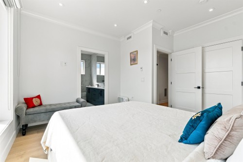 5577 Inverness Street, Vancouver, BC 
