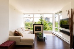 505-158 13 Street WNorth Vancouver, BC V7M 0A7