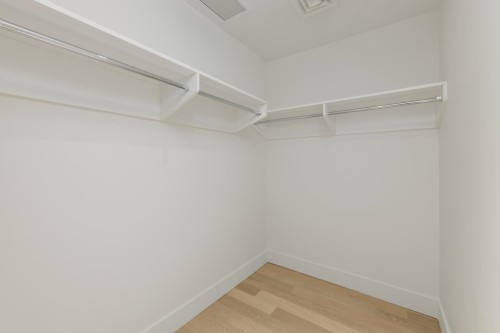 4304-1111 Alberni Street, Vancouver, BC - Indoor With Storage