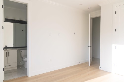10360 Cornerbrook Crescent, Richmond, BC - Indoor Photo Showing Other Room