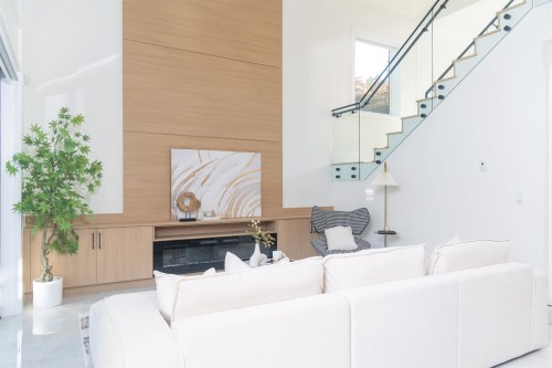 10360 Cornerbrook Crescent, Richmond, BC - Indoor Photo Showing Other Room