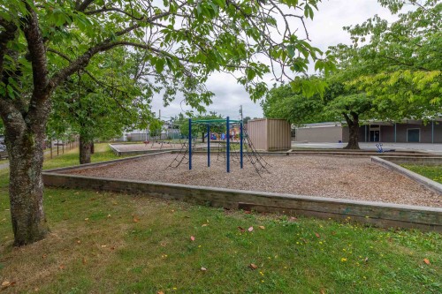 4467 Perry Street, Vancouver, BC - Outdoor