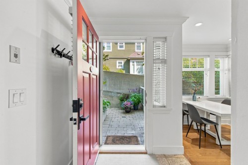 2460 Sasamat Street, Vancouver, BC - Indoor Photo Showing Other Room