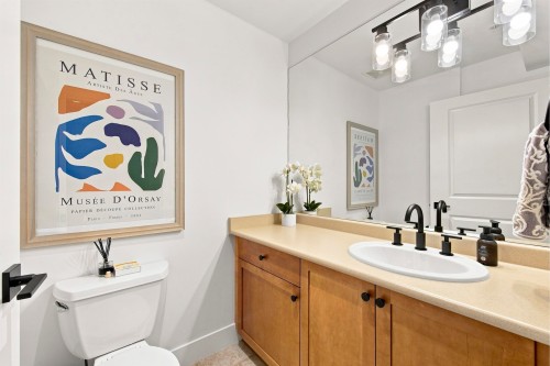 2460 Sasamat Street, Vancouver, BC - Indoor Photo Showing Bathroom
