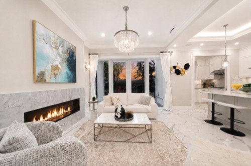 4627 15Th Avenue W, Vancouver, BC - Indoor Photo Showing Living Room With Fireplace